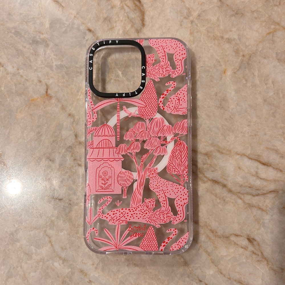 I phone 16 pro Casetify case